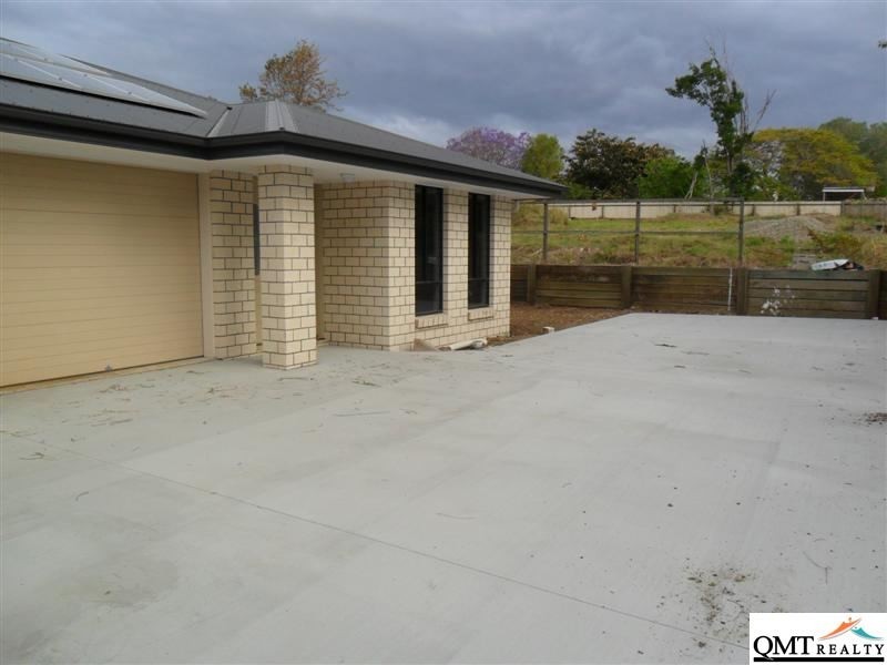 2/6B Vicki Street, Redbank Plains QLD 4301