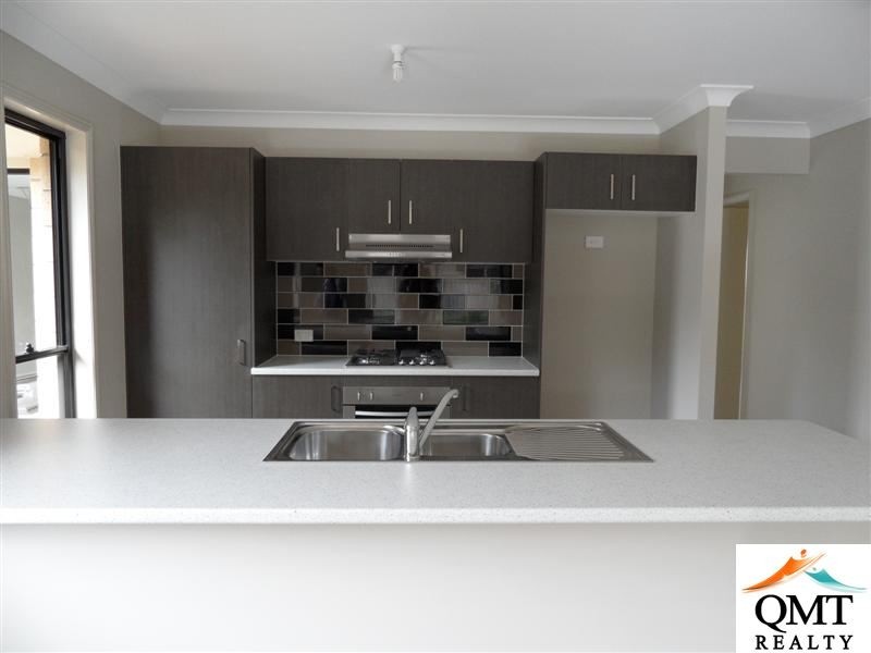 10B Canterbury Close, Forest Lake QLD 4078