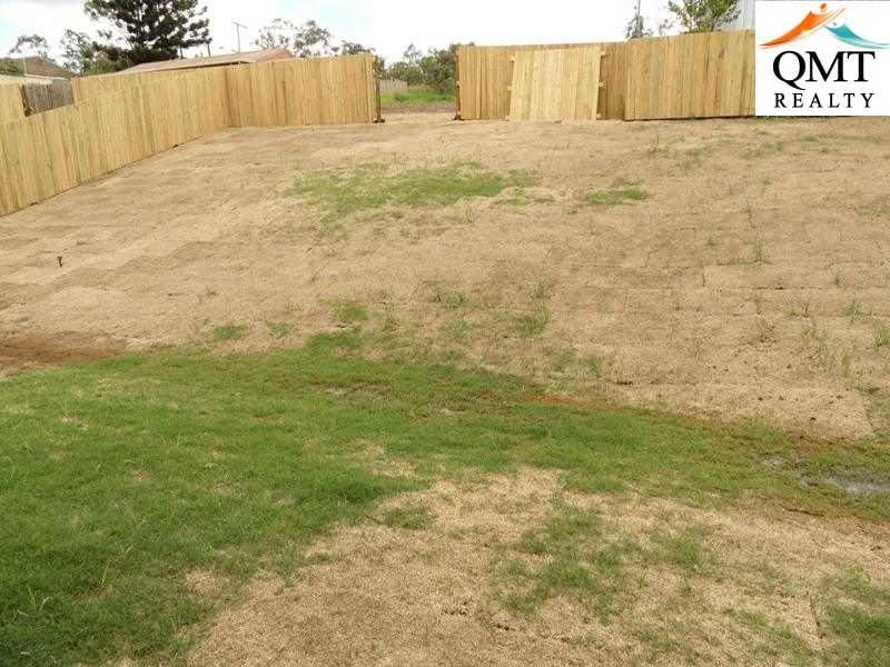 100 High Street, Blackstone QLD 4304