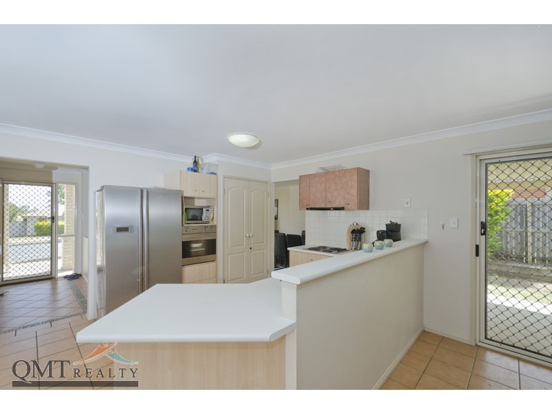 74 Wallum Drive, Parkinson QLD 4115