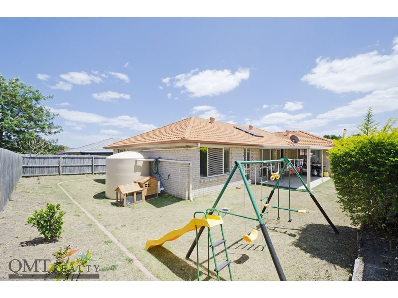 74 Wallum Drive, Parkinson QLD 4115