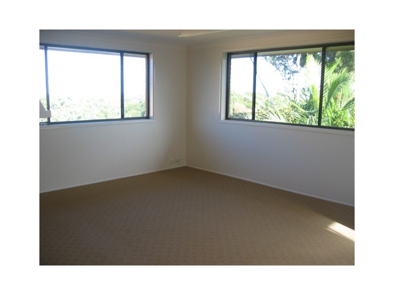 8 Campbell Street, Safety Beach NSW 2456