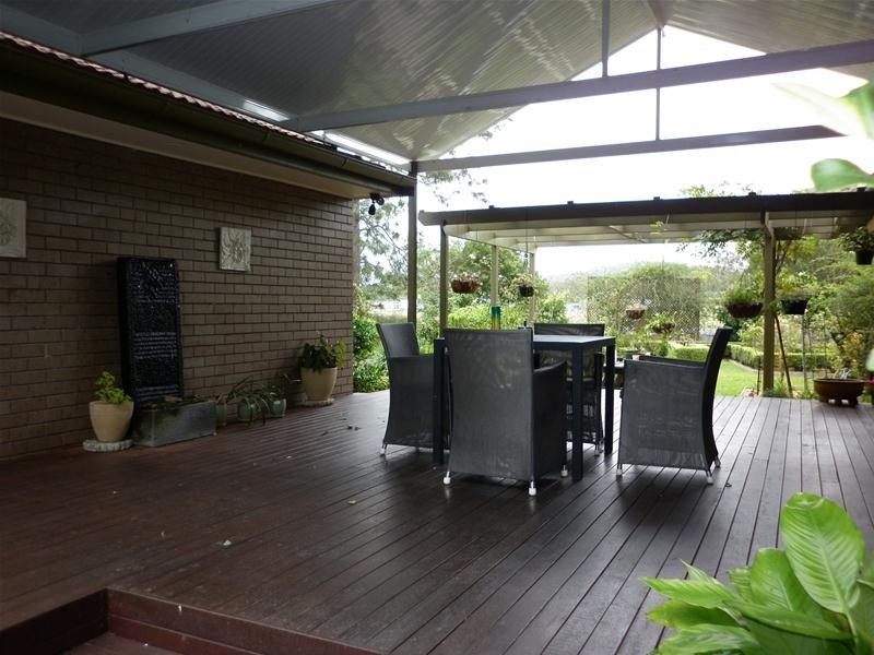 8 Bream Close, Emerald Beach NSW 2456