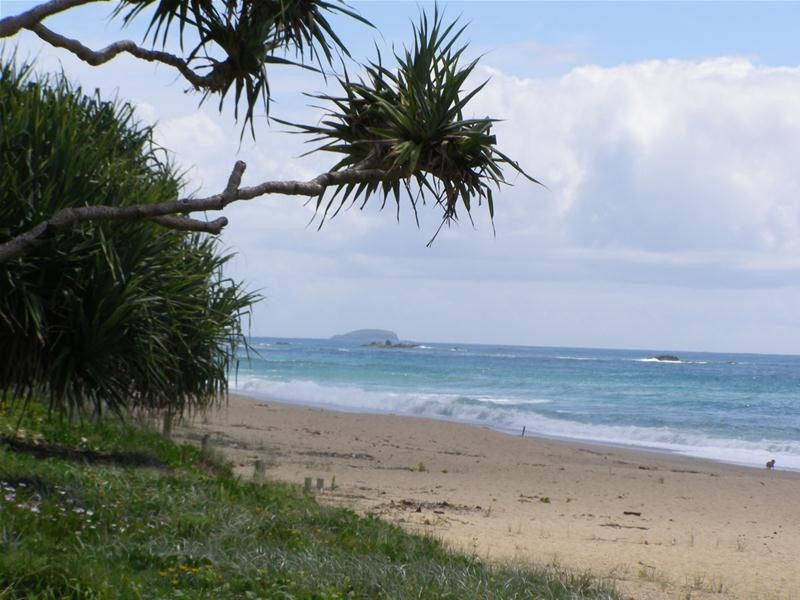 7 Beachfront Close, Sapphire Beach NSW 2450