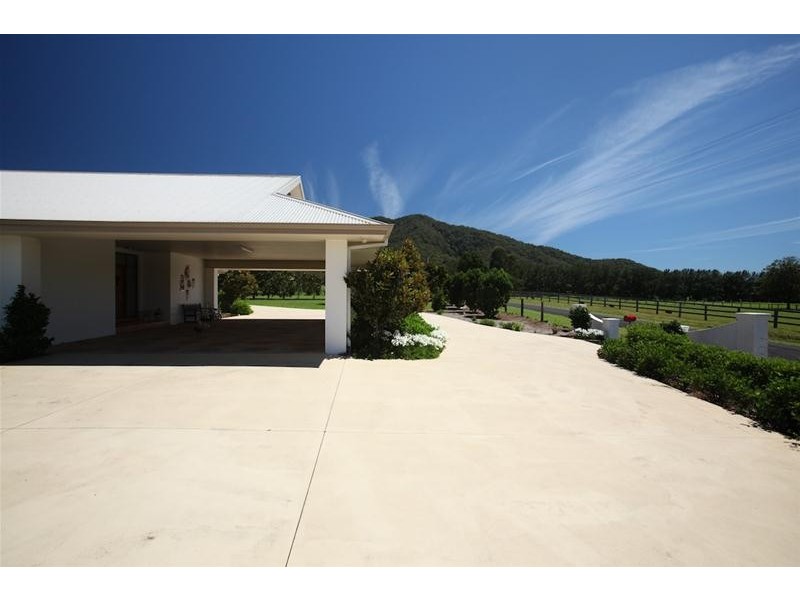 310 Crossmaglen Road, Coffs Harbour NSW 2450