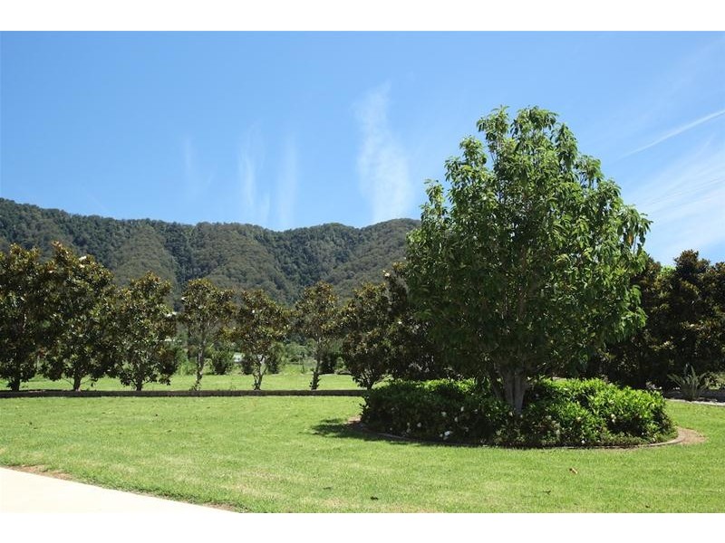310 Crossmaglen Road, Coffs Harbour NSW 2450