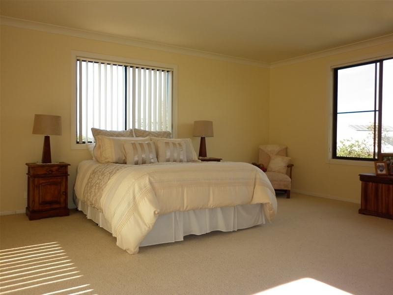 14 Fuller Street, Arrawarra Headland NSW 2456