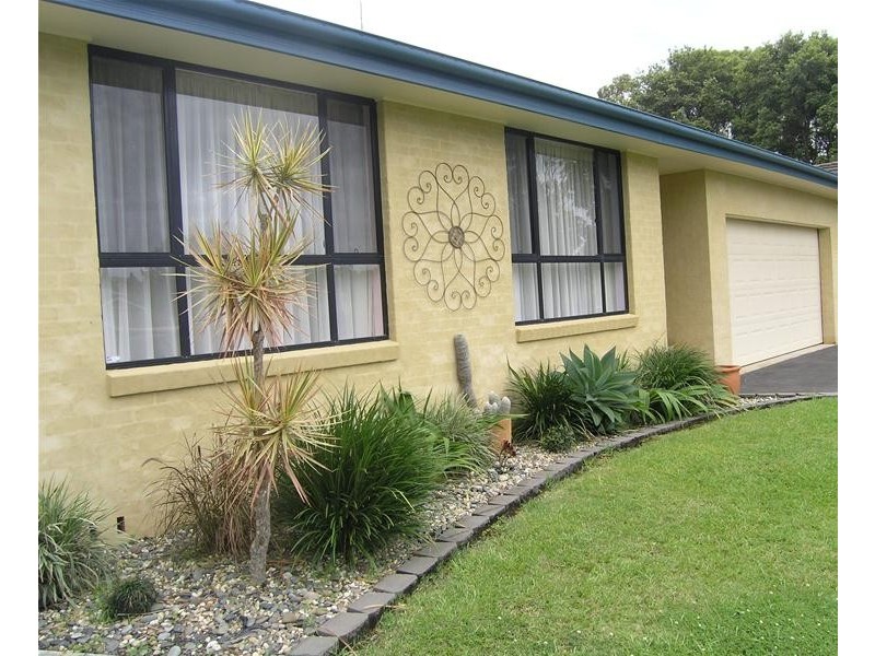 8 James Ide Place, Coffs Harbour NSW 2450