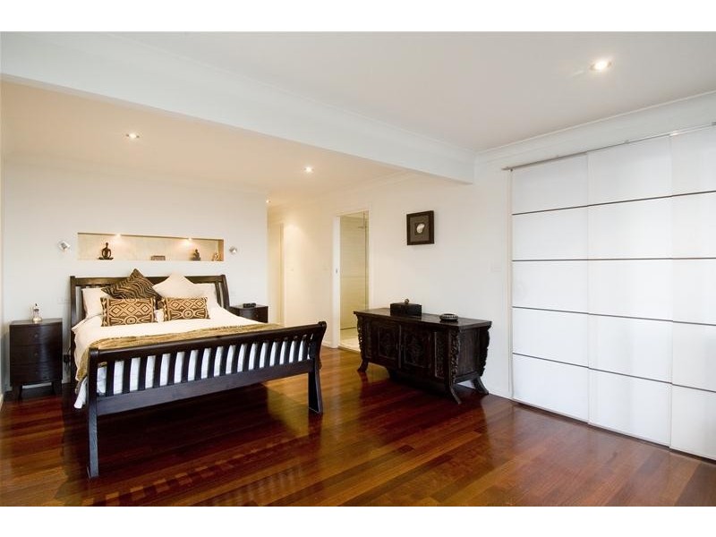 11 Sapphire Crescent, Sapphire Beach NSW 2450