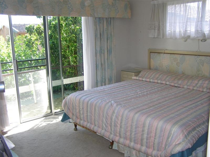 35 Sapphire Crescent, Sapphire Beach NSW 2450