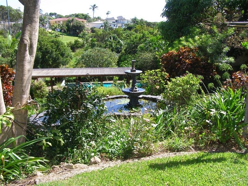 35 Sapphire Crescent, Sapphire Beach NSW 2450