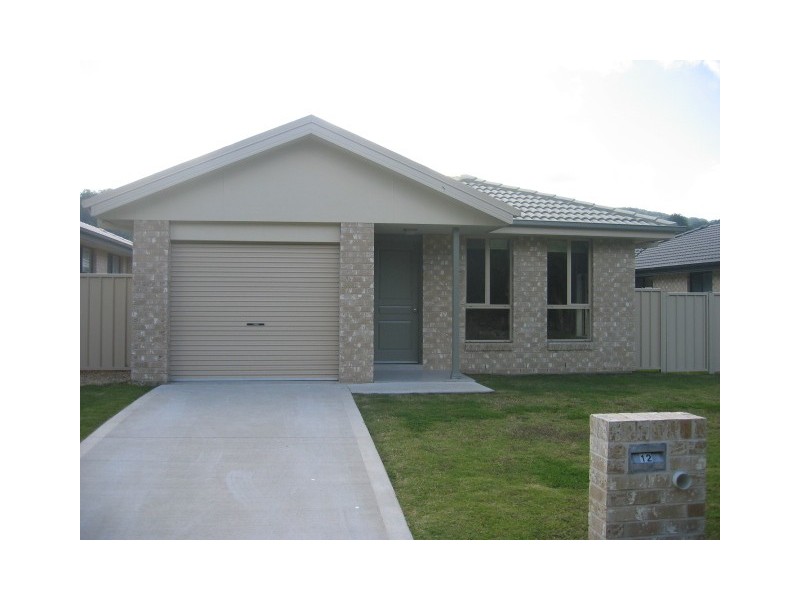 12 Carrall Close, Coffs Harbour NSW 2450