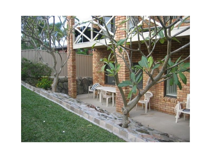 27 Warrawee Street, Sapphire Beach NSW 2450