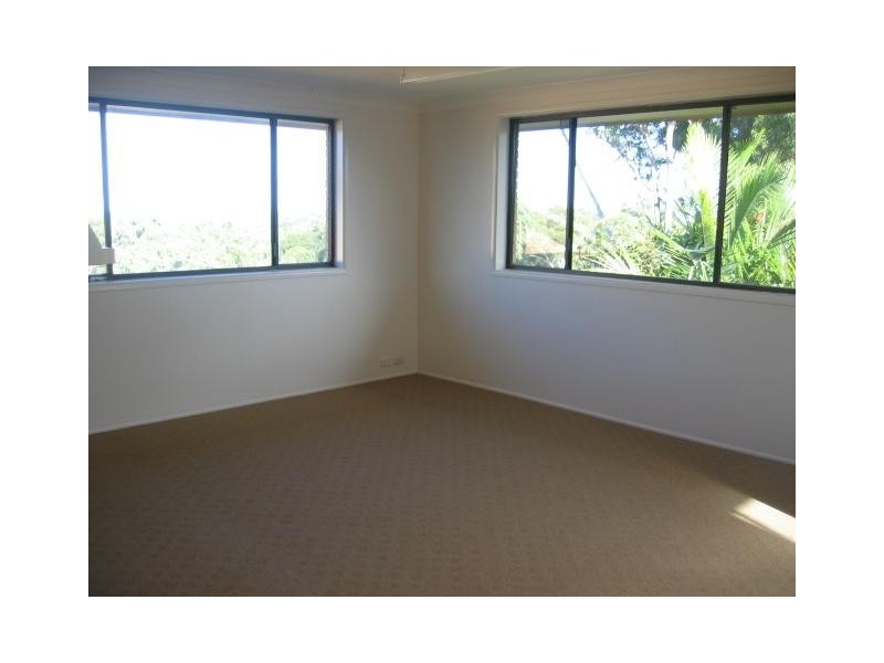 8 Campbell Street, Safety Beach NSW 2456