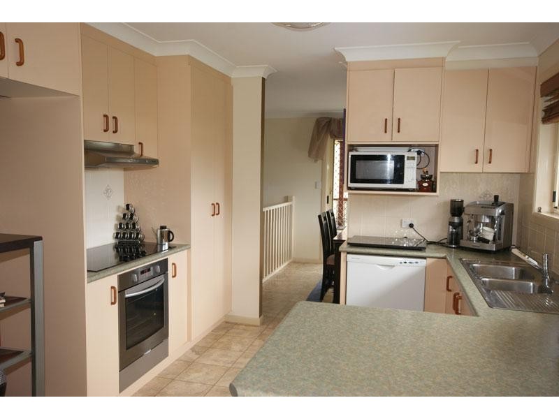 4 Woodland Hill Drive, Coffs Harbour NSW 2450