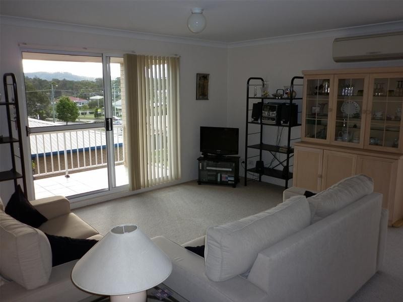 2/5 Trafalgar Lane, Woolgoolga NSW 2456