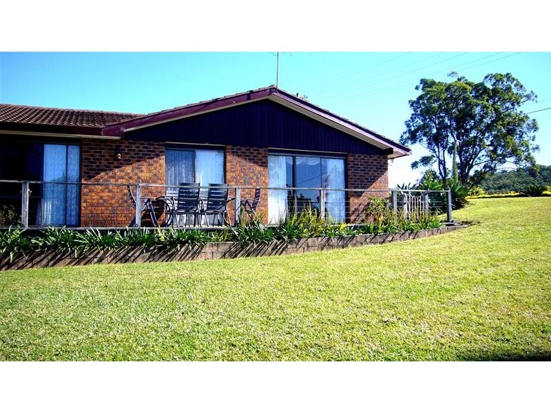 155 Smiths Road, Emerald Beach NSW 2456