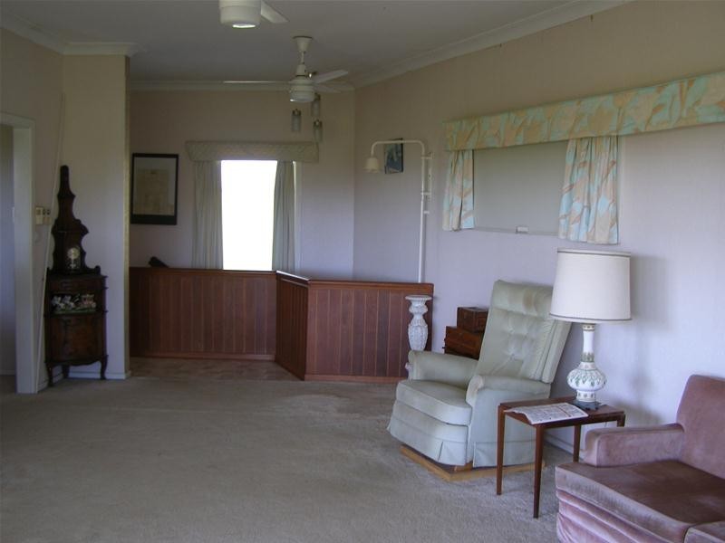 35 Sapphire Crescent, Sapphire Beach NSW 2450