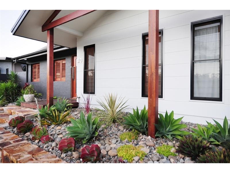 20 Red Ash Road, Sapphire Beach NSW 2450