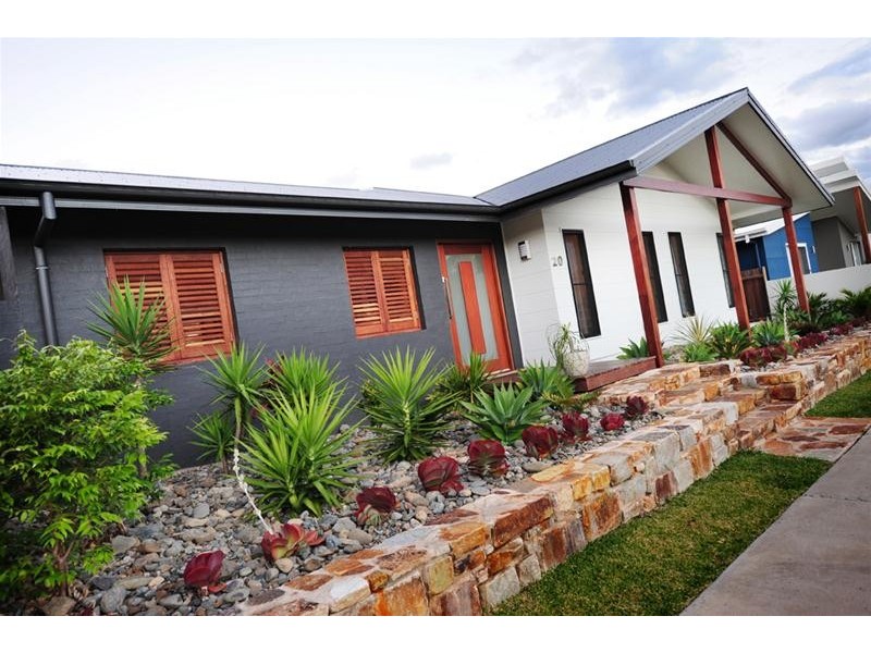 20 Red Ash Road, Sapphire Beach NSW 2450