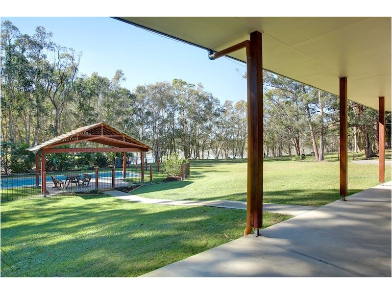 7 Goonaroo Place, Emerald Beach NSW 2456