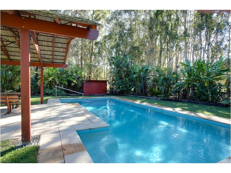 7 Goonaroo Place, Emerald Beach NSW 2456