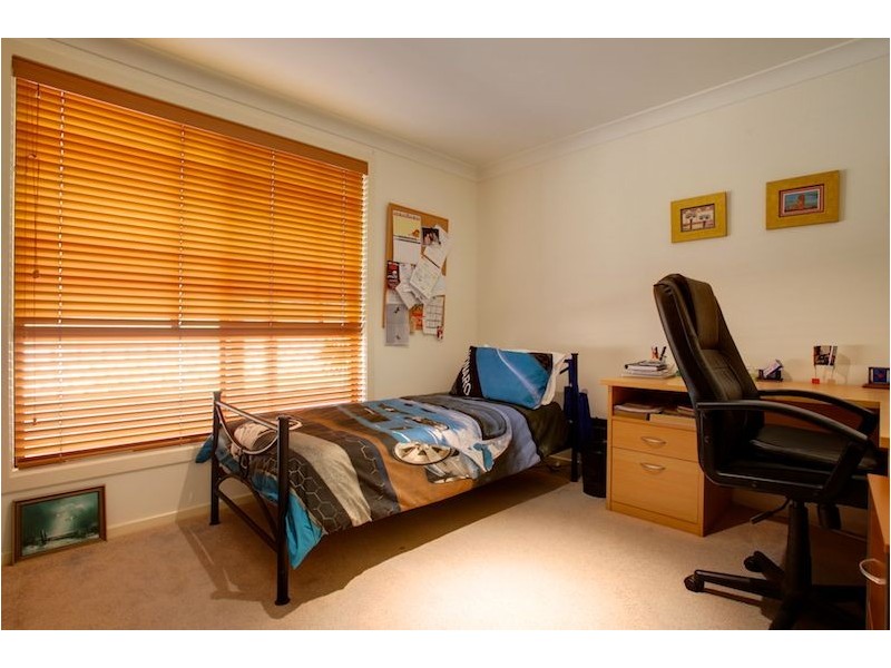 7 Goonaroo Place, Emerald Beach NSW 2456