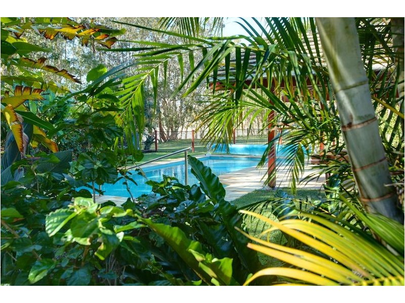 7 Goonaroo Place, Emerald Beach NSW 2456