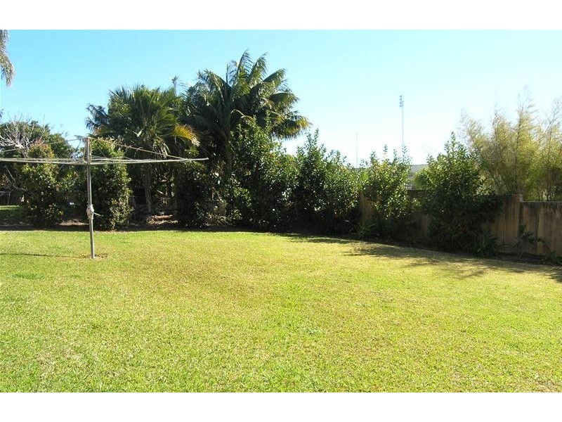 11 Headland Road, Sapphire Beach NSW 2450