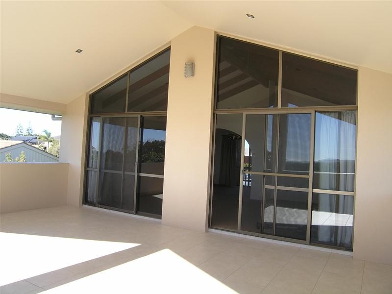11 Headland Road, Sapphire Beach NSW 2450