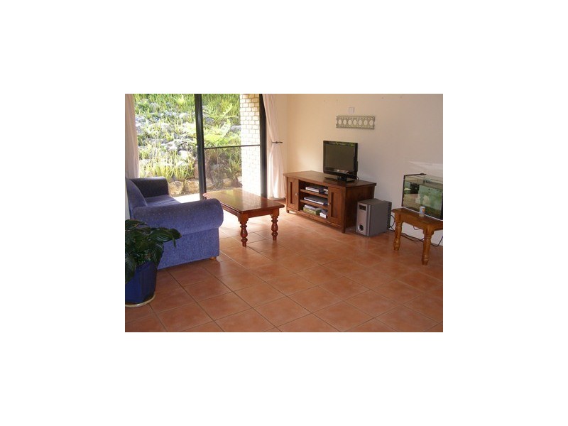 15 Azure Avenue, Emerald Beach NSW 2456