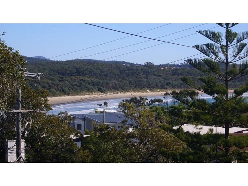28 Ocean Street, Woolgoolga NSW 2456