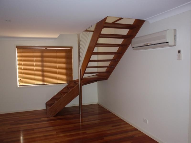 3/8 Wansborough Avenue, Moonee Beach NSW 2450