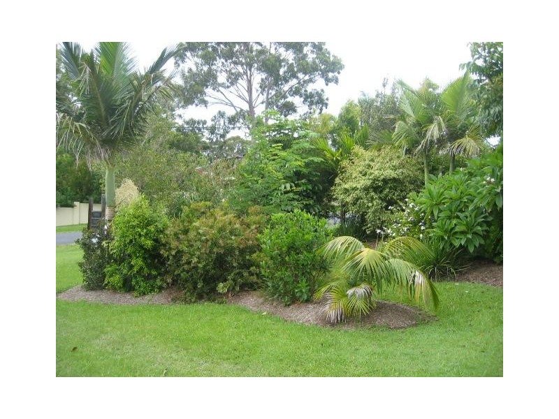 3/8 Wansborough Avenue, Moonee Beach NSW 2450