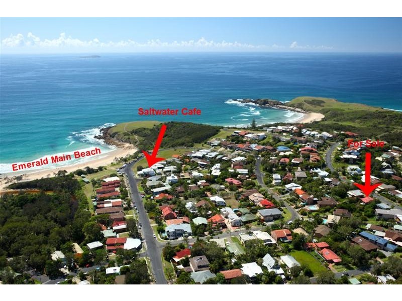 31 Dammerel Crescent, Emerald Beach NSW 2456