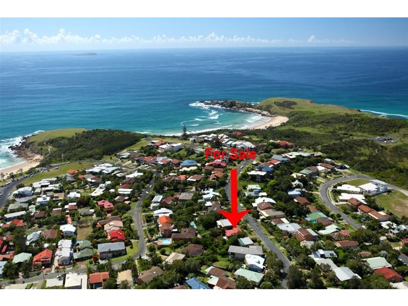 31 Dammerel Crescent, Emerald Beach NSW 2456