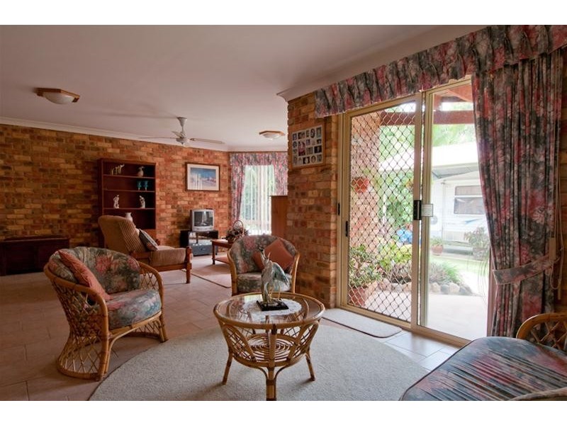 10 Stefan Close, Emerald Beach NSW 2456