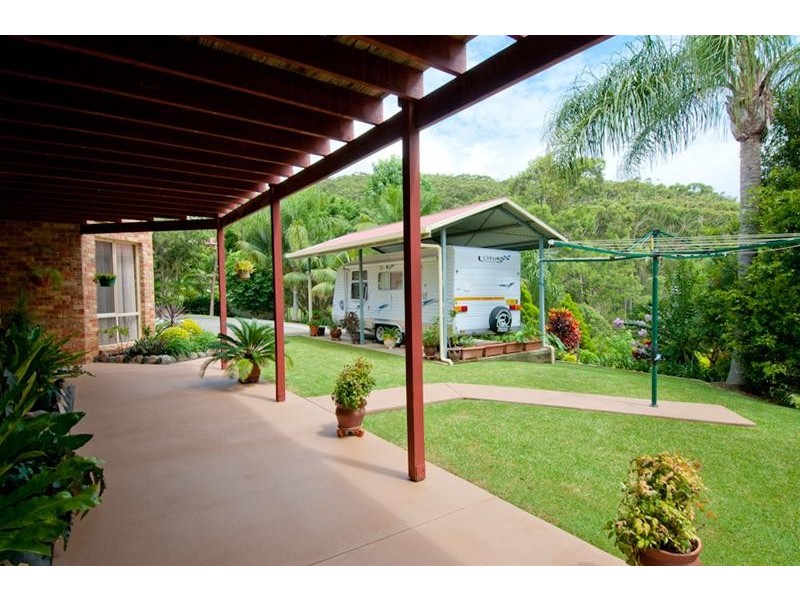 10 Stefan Close, Emerald Beach NSW 2456