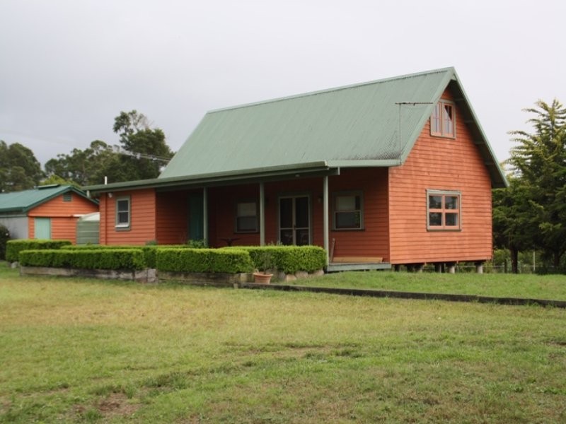 7 Lachlan Dew Close, Nana Glen NSW 2450