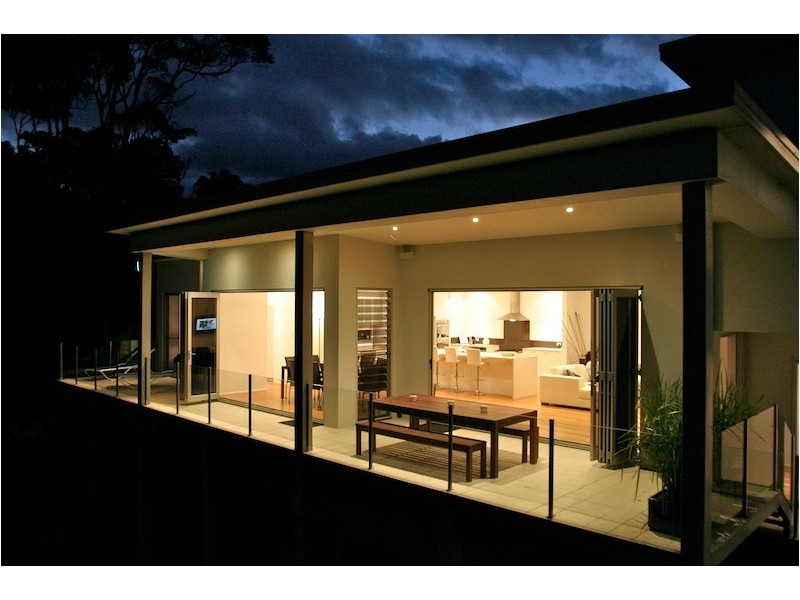 4 Beachfront Close, Sapphire Beach NSW 2450