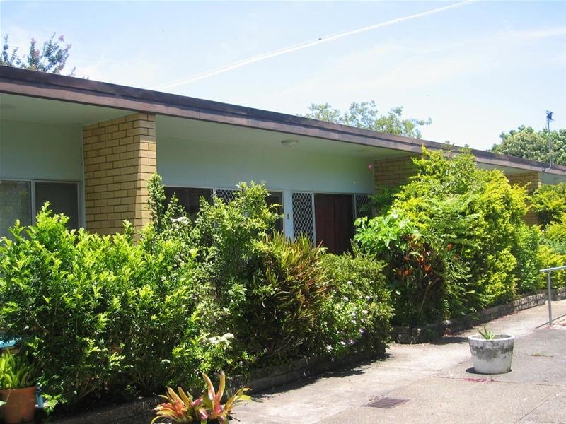 2/63 Azalea Avenue, Coffs Harbour NSW 2450