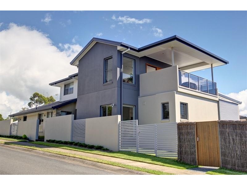 2 San Simeon Circuit, Sapphire Beach NSW 2450