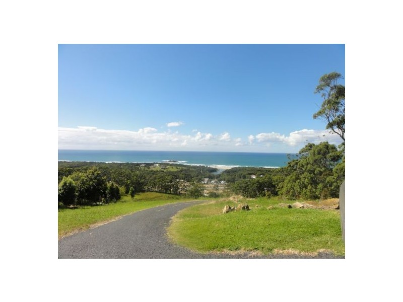 287 Graham Drive, Sandy Beach NSW 2456