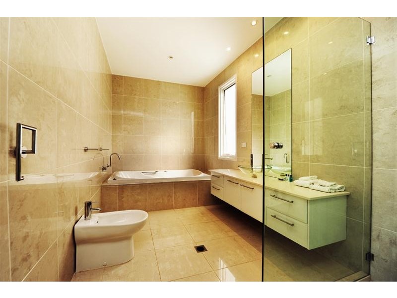 9a Beachfront Close, Sapphire Beach NSW 2450