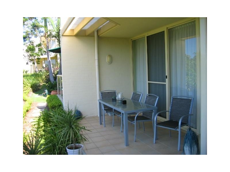 2/8 Grasslands Close, Coffs Harbour NSW 2450