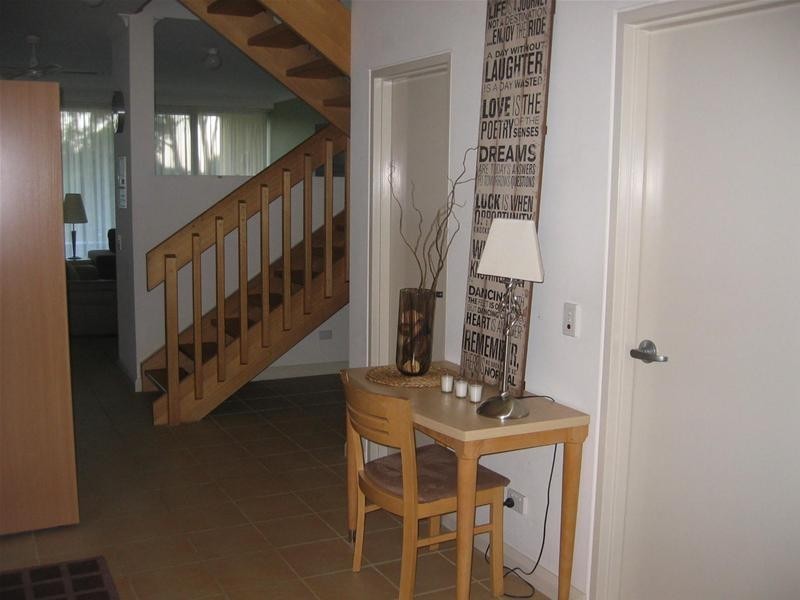 2/8 Grasslands Close, Coffs Harbour NSW 2450