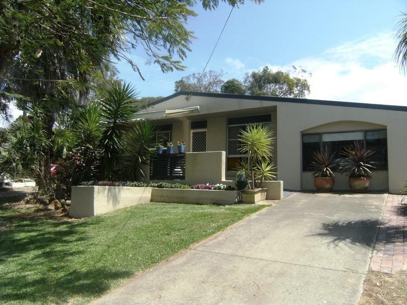 12 Justin Ct, Moffat Beach QLD 4551