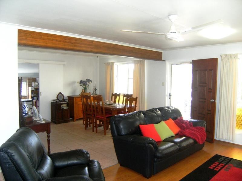 12 Justin Ct, Moffat Beach QLD 4551