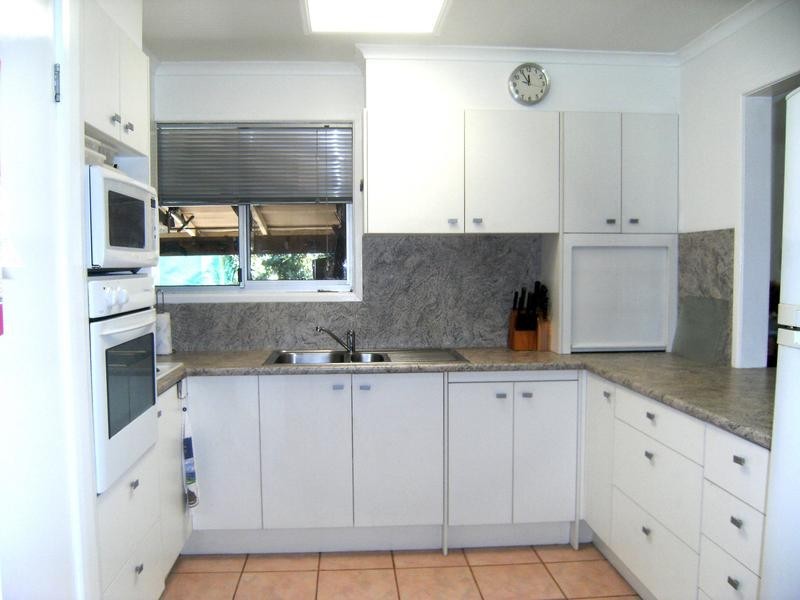 12 Justin Ct, Moffat Beach QLD 4551