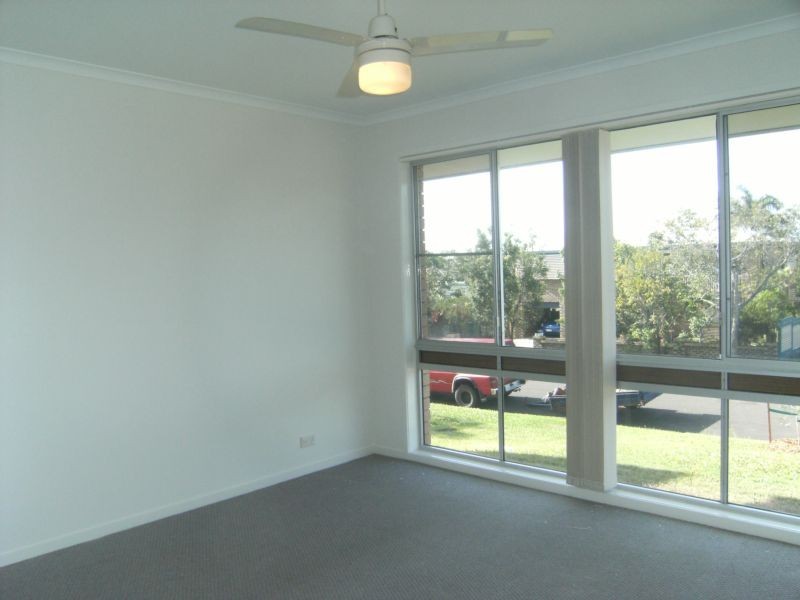 9 Matilda Crescent, Battery Hill QLD 4551